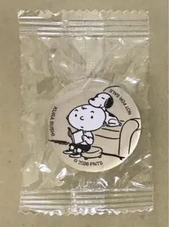 【新品未開封】くら寿司 スヌーピー 缶バッジ チャーリー・ブラウン 非売品のサムネイル