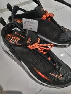 NIKE AIR MAX ブラック オレンジ　28.5のサムネイル