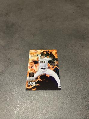 プロ野球チップス　2025第一弾 巨人GIANTS 大勢選手　スターカード