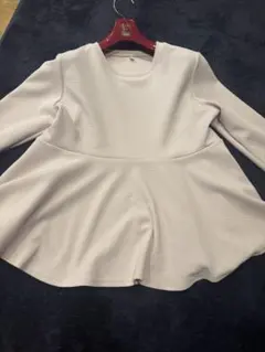 cocaエンボス長袖トップス