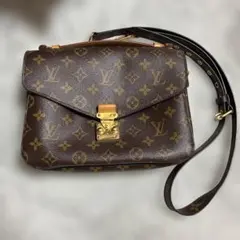 現物のみ！LOUIS VUITTON モノグラム ショルダーバッグのサムネイル