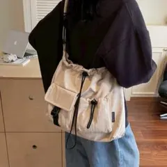 リラックス ドロースト リングショルダー オフホワイト 大容量 軽量