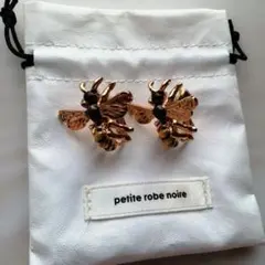 petite robe noire ハチのイヤリングのサムネイル