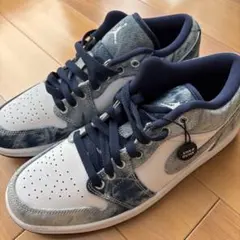 入手困難 Nike エアジョーダン1ローウォッシュドデニムのサムネイル