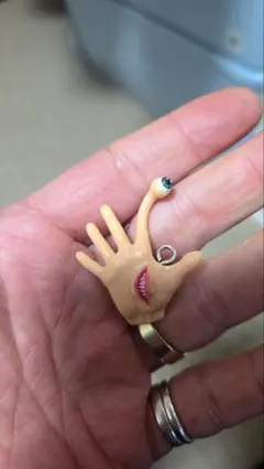 寄生獣 ミギー ミニフィギュア ストラップ