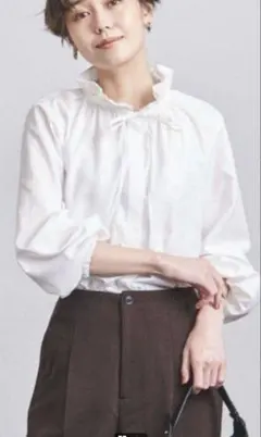 15日まで限定値下げ　UNITED ARROWS フリルカラーブラウス
