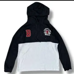 古着　NBA シカゴブルズ ロゴ　パーカー　カラー グレー・ホワイト サイズL