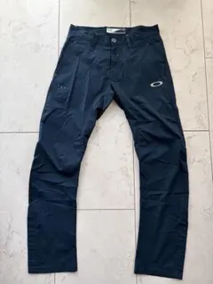 【美品】OAKLEY ゴルフ メンズパンツ ネイビー 30サイズ M 紺