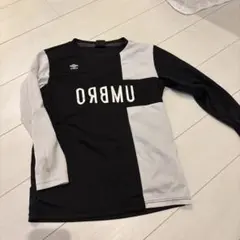 umbro 長袖シャツ 黒 白