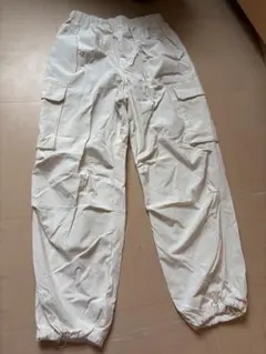 GU ホワイト カーゴパンツ