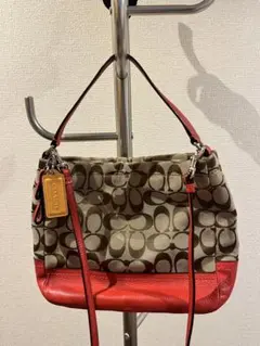 シグネチャー ショルダーバッグ