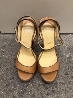 Christian Louboutin（クリスチャン・ルブタン）サンダルのサムネイル