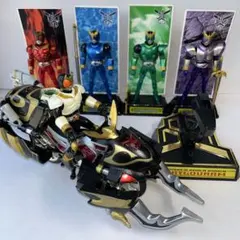 最終値下げ】装着変身 仮面ライダークウガ 4種セット 超合金 - メルカリ
