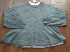 グレーウール混合セーター・レイヤード