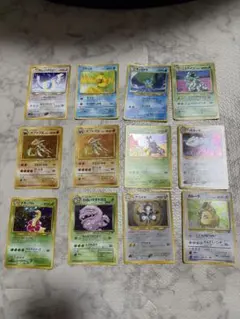 ミ*ヤ様 ポケモンカード 旧裏面 まとめ売り キラあり12枚セットのサムネイル