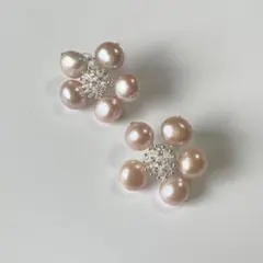 本物淡水バロックパール フラワーピアス 大粒 顔まわり華やか 上品デザイン