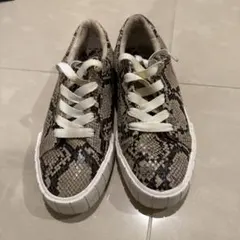 パイソン柄 厚底スニーカーのサムネイル