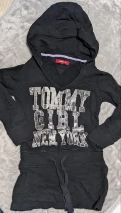 TOMMY GIRL　フード付き長袖ワンピース