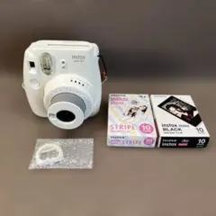 チェキinstaxmini8+ 本体　フィルム2個付き