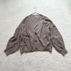 アースミュージックアンドエコロジー　ドロップショルダー畦ニットカーディガン　F