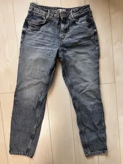 ZARA /momハイウェストデニム
