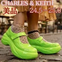 CHARLES & KEITH チャールズ&キース 厚底 サンダル ローファーのサムネイル