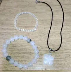 天然石 白玉　シルバー925 花型ペンダント ネックレス　ブレスレットセット