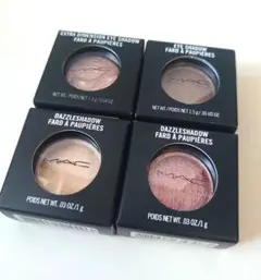 新品♥️MAC アイシャドウ4色セット
