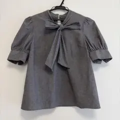 PROPORTION ボウタイブラウス 半袖 グレー リボン　プロポーションのサムネイル