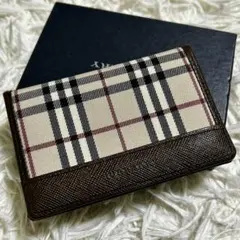 未使用✨　バーバリー　カードケース　定期入れ　ノバチェック　キャンバス　ブラウン
