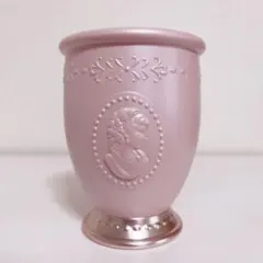 ☆新品未使用☆レ・メルヴェイユーズ ラデュレ ブラッシュ ホルダー