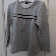 【BeBe 】グレー 長袖カットソー