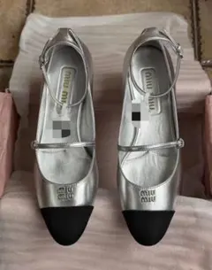 ✧miu miu✧ バイカラー スリングバックヒール シルバー 40 - メルカリ