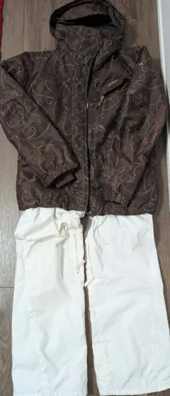 arg スノーボードウェアセット レディース（jktブラウン・pホワイト）