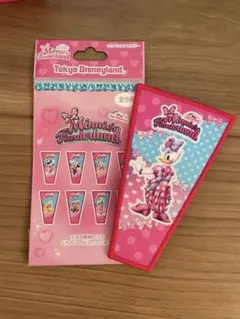 ファンダーランド　ワッペンバッジ　リボンキーチェーン　デイジー　セット