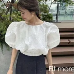 新品☆AMOMMA アモマ ボリュームパフスリーブブラウス パール ショート