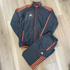 日*9様 【美品】アディダス　ウインドブレーカー　上下　セットアップ　S サッカ
