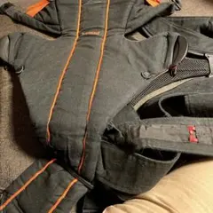 BABYBJORNベビービョルンの抱っこ紐（前だき）