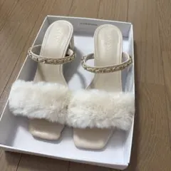 RANDA ファー チェーン サンダル