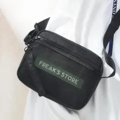 FREAK’S STORE　ロゴチャーム付きショルダーバッグ　　新品未開封のサムネイル