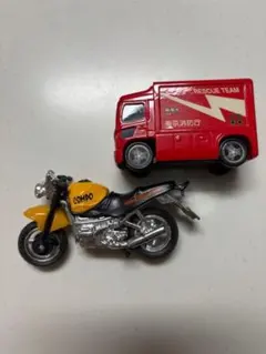 バイク　消防車　ミニチュア　おもちゃ　2個セット　フィギュア