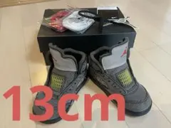 限定値引き！ナイキ　オフホワイトキッズスニーカー　13cm 子供　靴