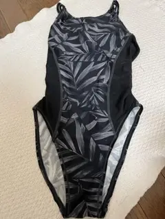 【あまか様専用】葉柄ワンピース水着のサムネイル
