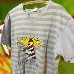 ヨーロッパ古着 スヌーピー 薄紫 灯台 ボーダー Vネック Tシャツ