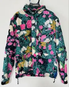 ノースフェイス Supreme花柄　パーカー