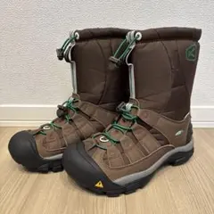 Item thumbnail for item 66b3920e-3868-49cd-9eda-1bf86c998bf3