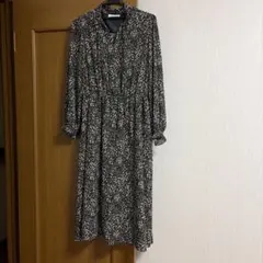 【NEMIKA】レリアンリバティ総花柄ワンピース