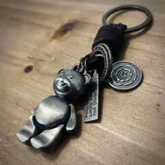 アンティーク くま キーホルダー メタル レザー チャーム バッグ 車 鍵 財布