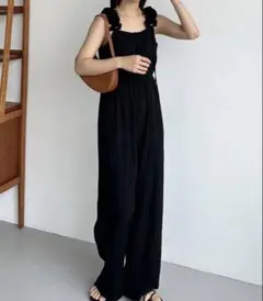 callautis ギャザーショルダーオールインワン ブラック サロペットのサムネイル