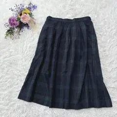 アースミュージックアンドエコロジー　フレアスカート　ミディ丈　チェック柄　紺　緑